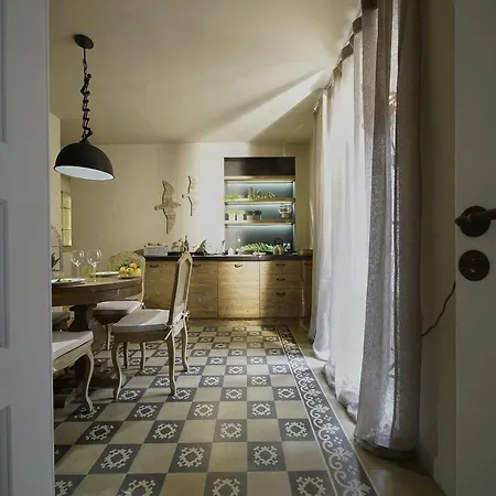 Апартаменти Ferrini - Piazza Trento