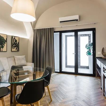 Ferrini - Piazza Trento Appartamento Aeroporto di Catania Fontana Rossa